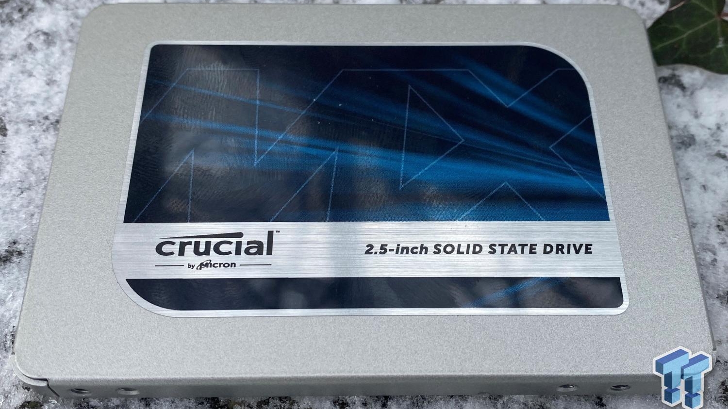 9393_crucial-mx500-2tb-sata-