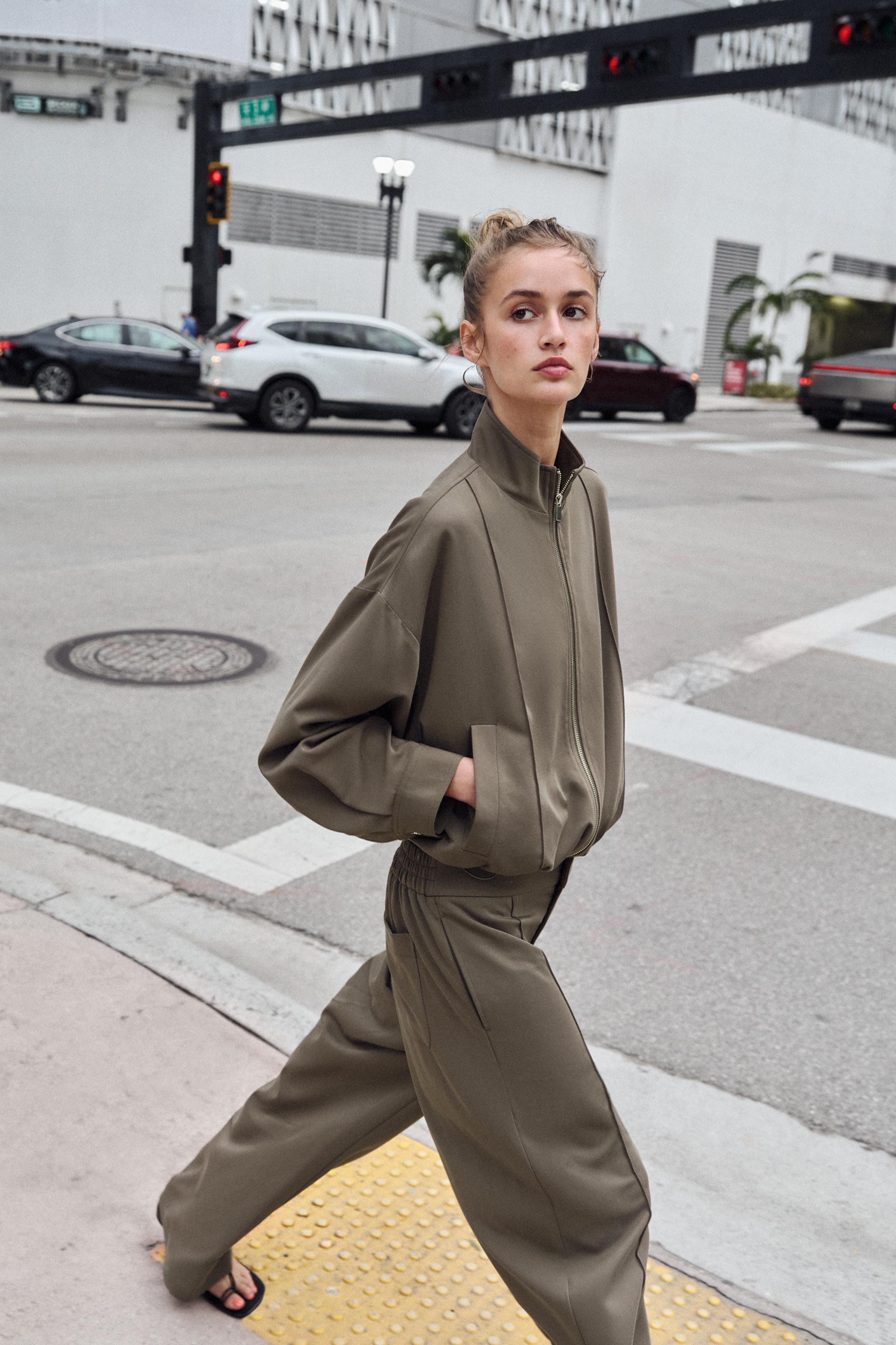 ハイネックボンバージャケット - カーキ | ZARA Japan / 日本