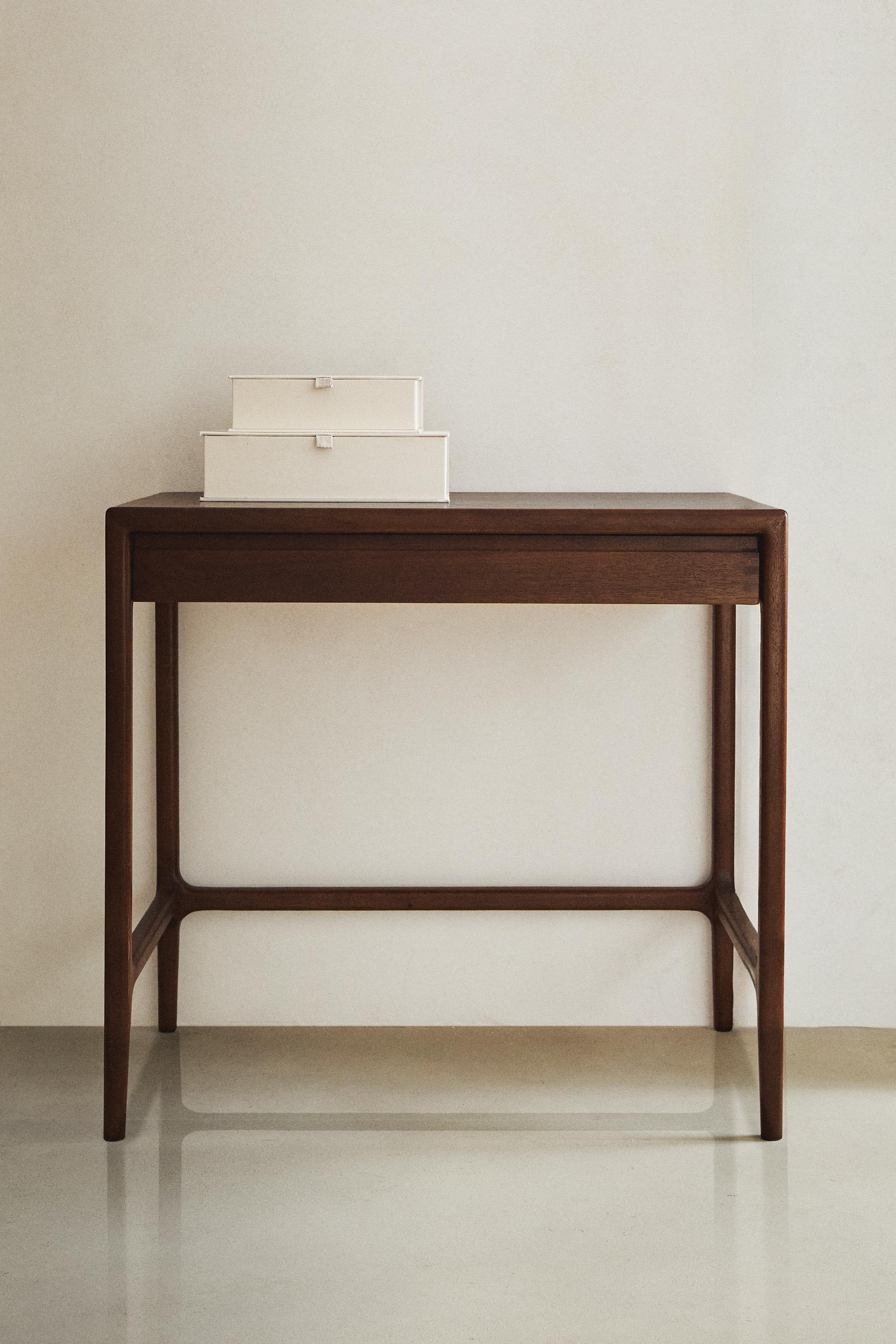 テーブル | ZARA 日本