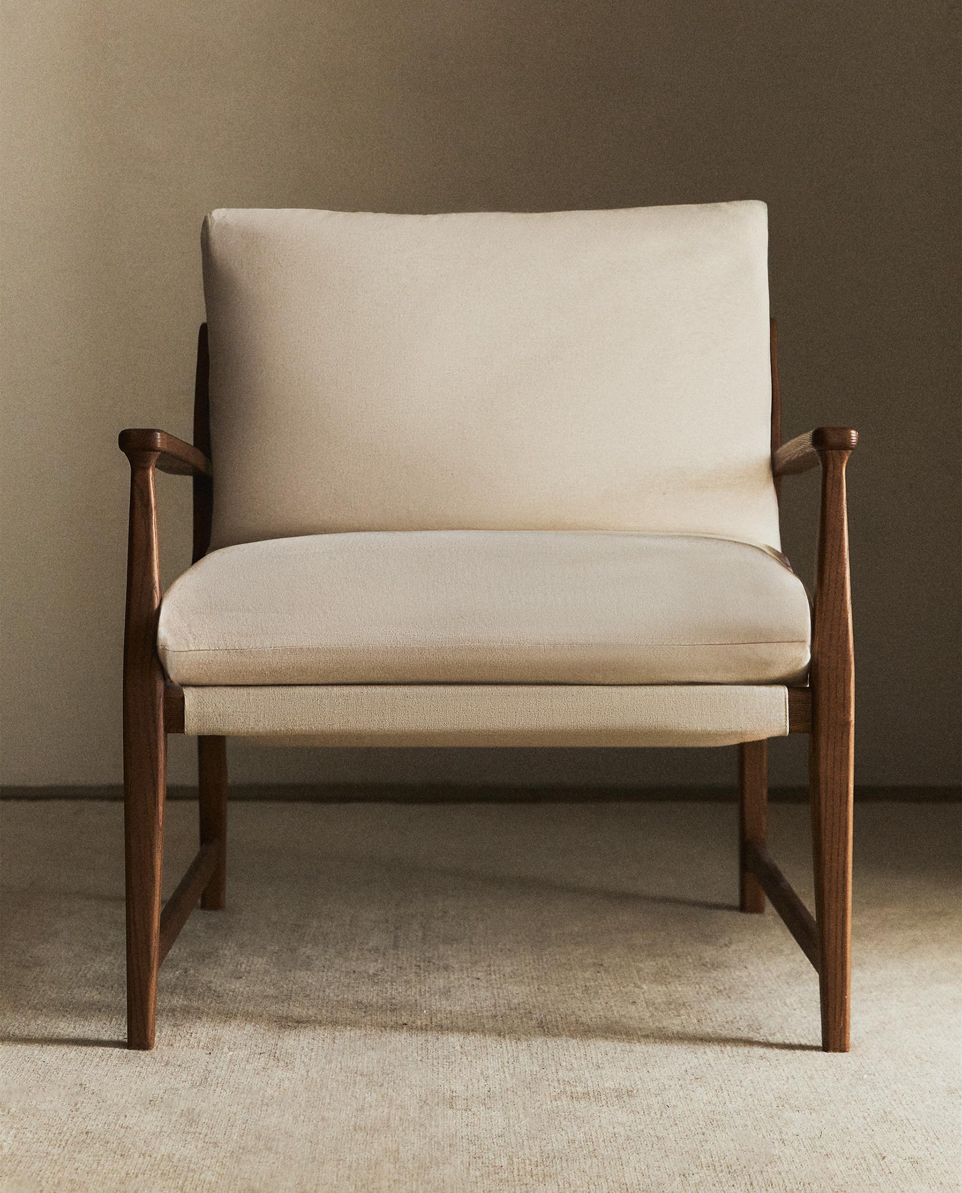 ウッド＆カバー取り外し可能クッションアームチェア | Zara Home 日本
