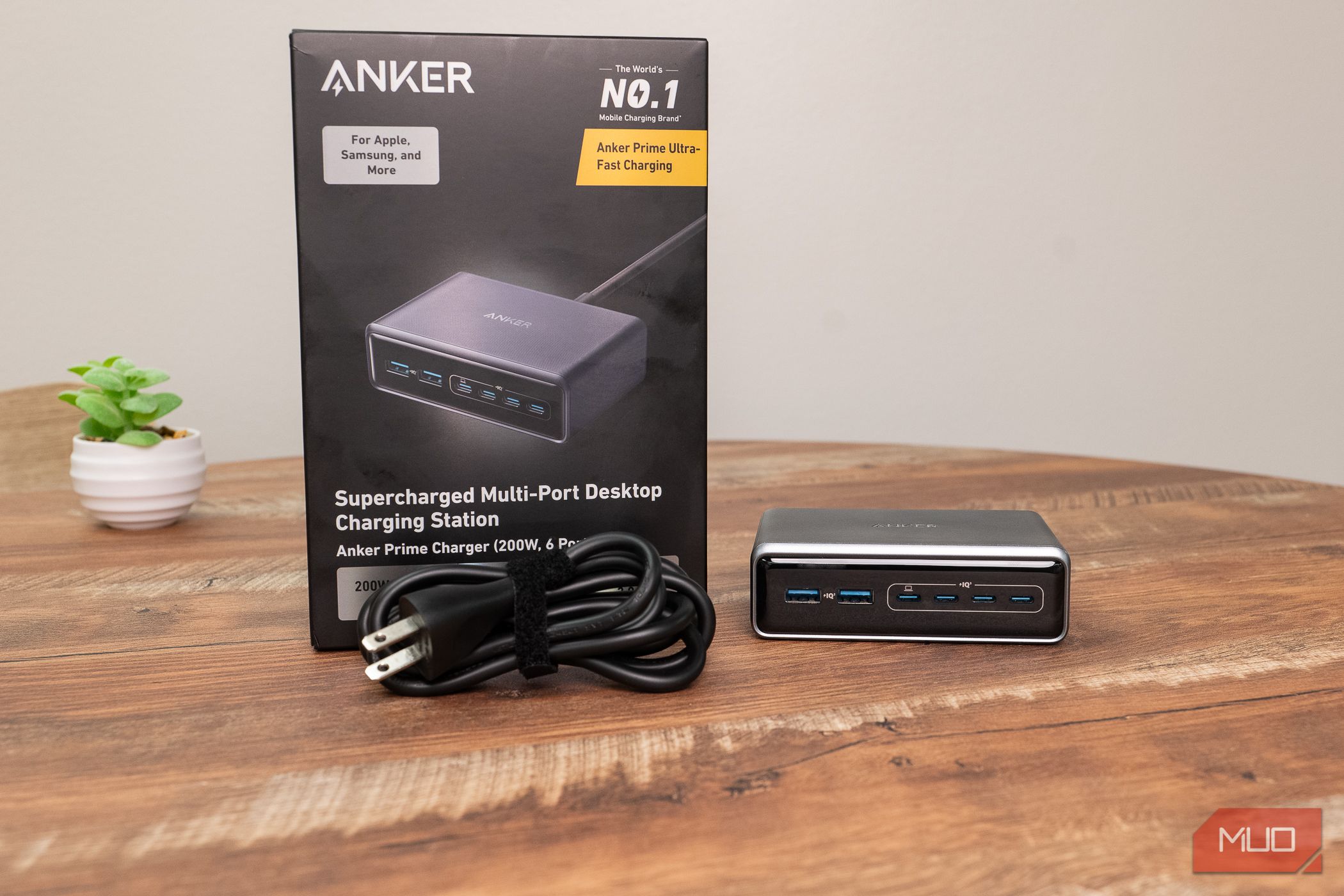 Anker Prime 6-in-1 (200W) Charger Review: Pump 200W Into Six