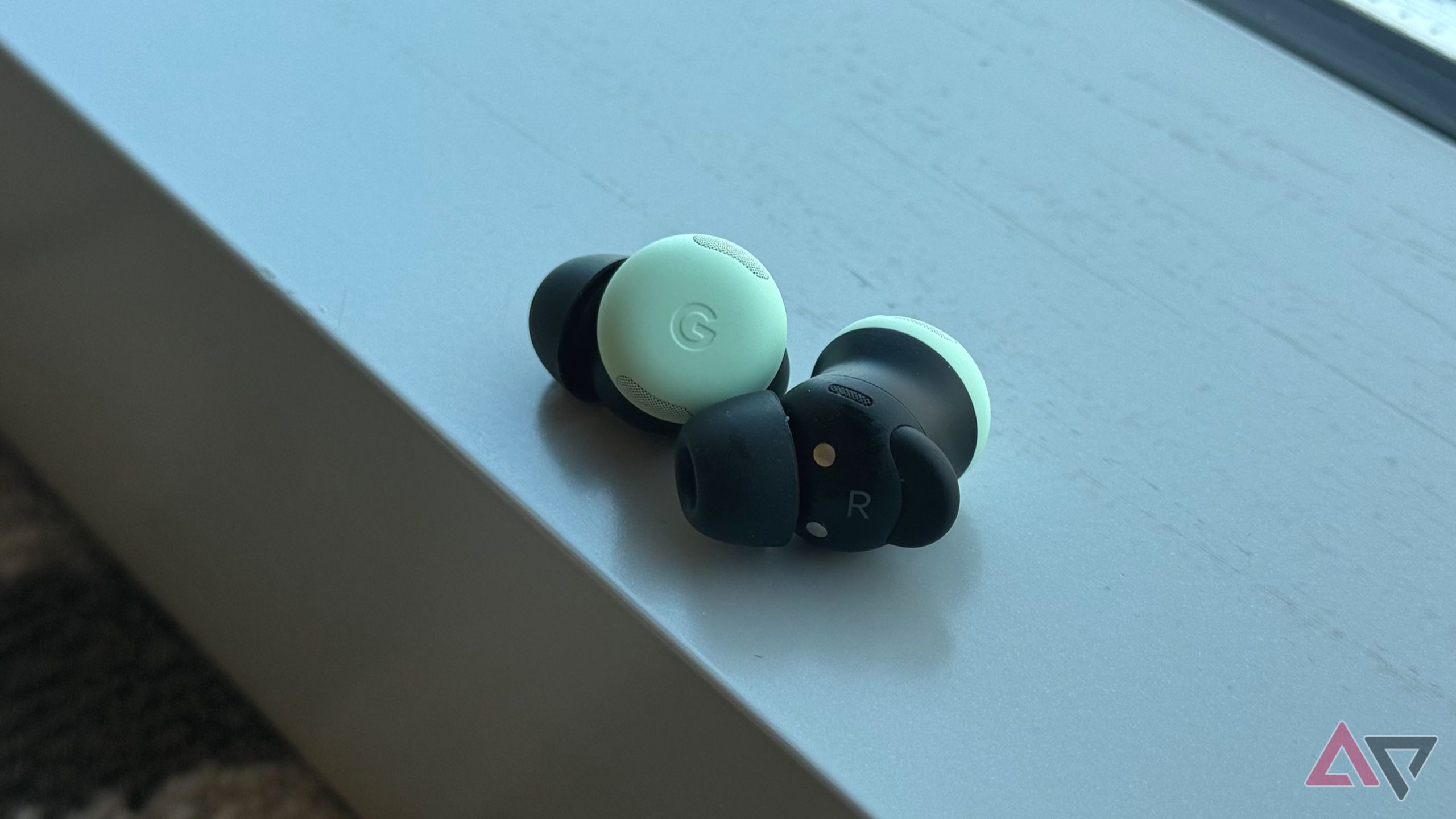 pixel-buds-pro-2-green.jpg?w=