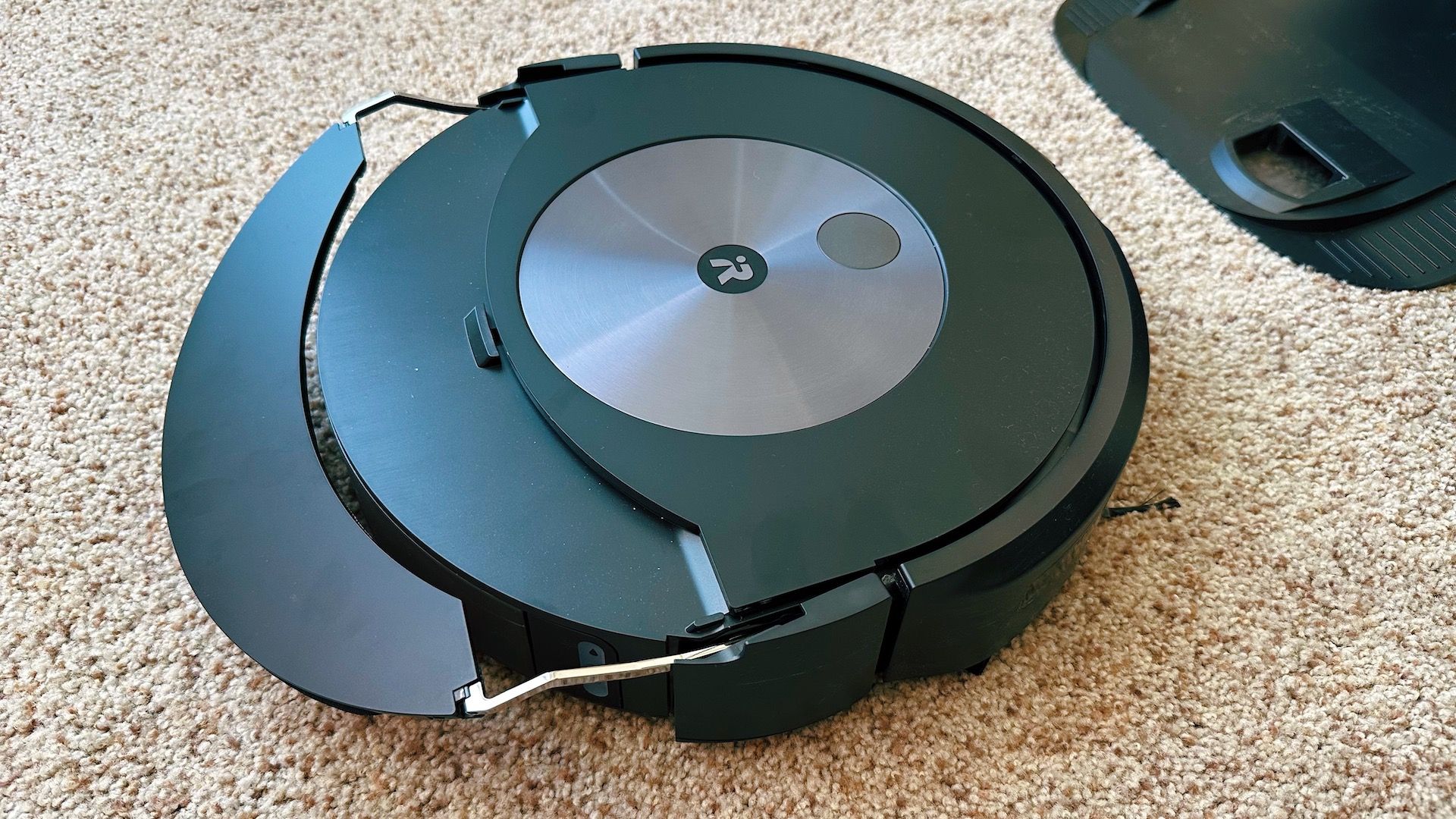 iRobot Roomba Combo j7+ Review: Cleans Well but Lacks Some