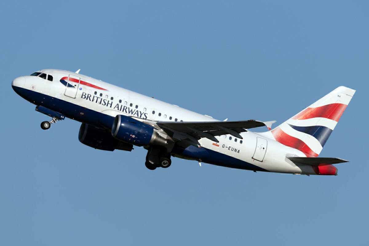 British Airways A318 Baby Bus Embarks On One Final Flight