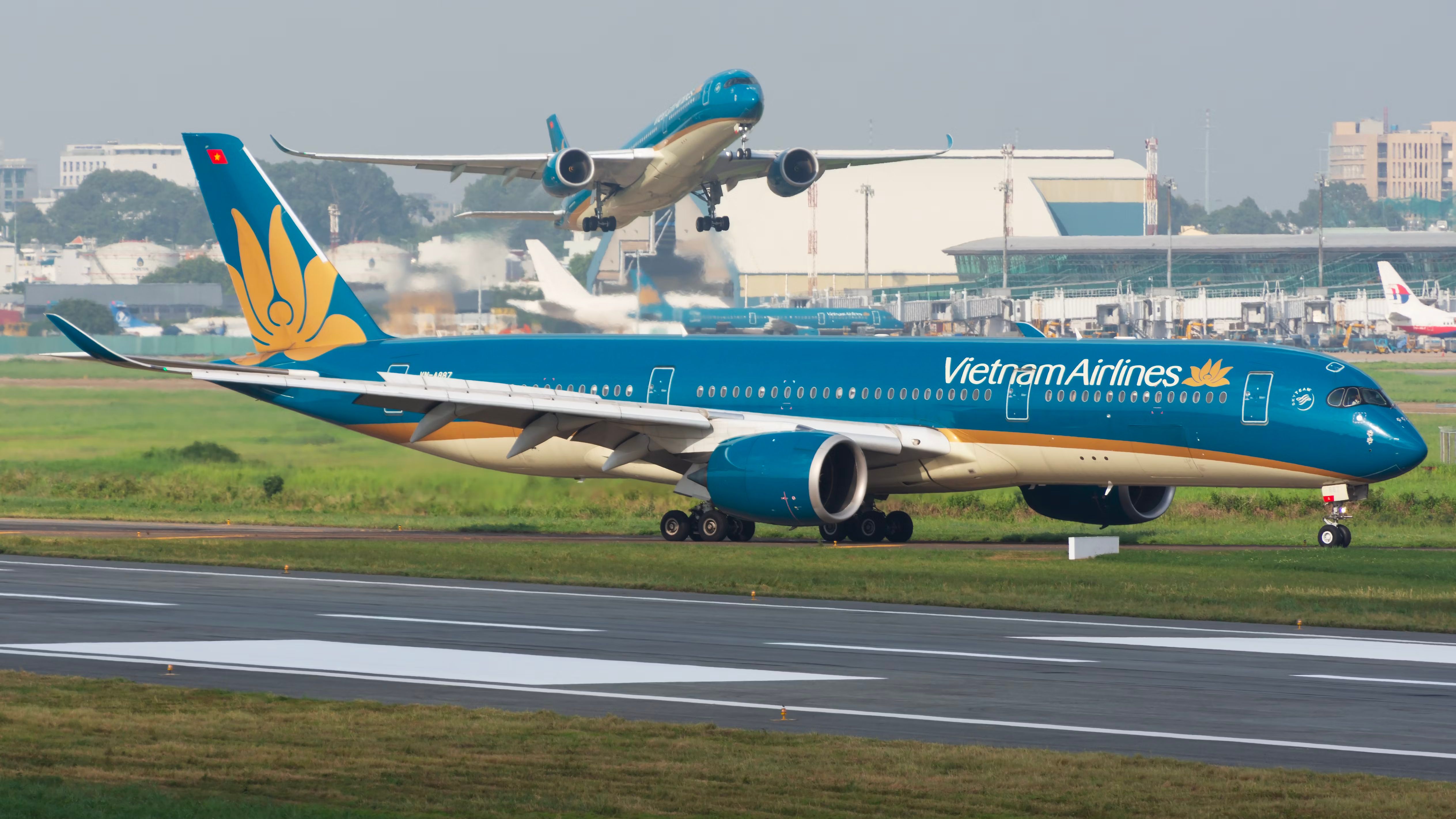 Vietnam Airlines' Airbus A350s Boost Sydney Airport Recovery