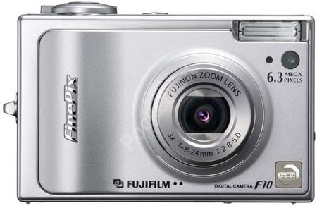 Fuji FinePix F10 Digital Camera