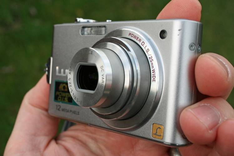 Panasonic Lumix DMC-FX60 digital camera