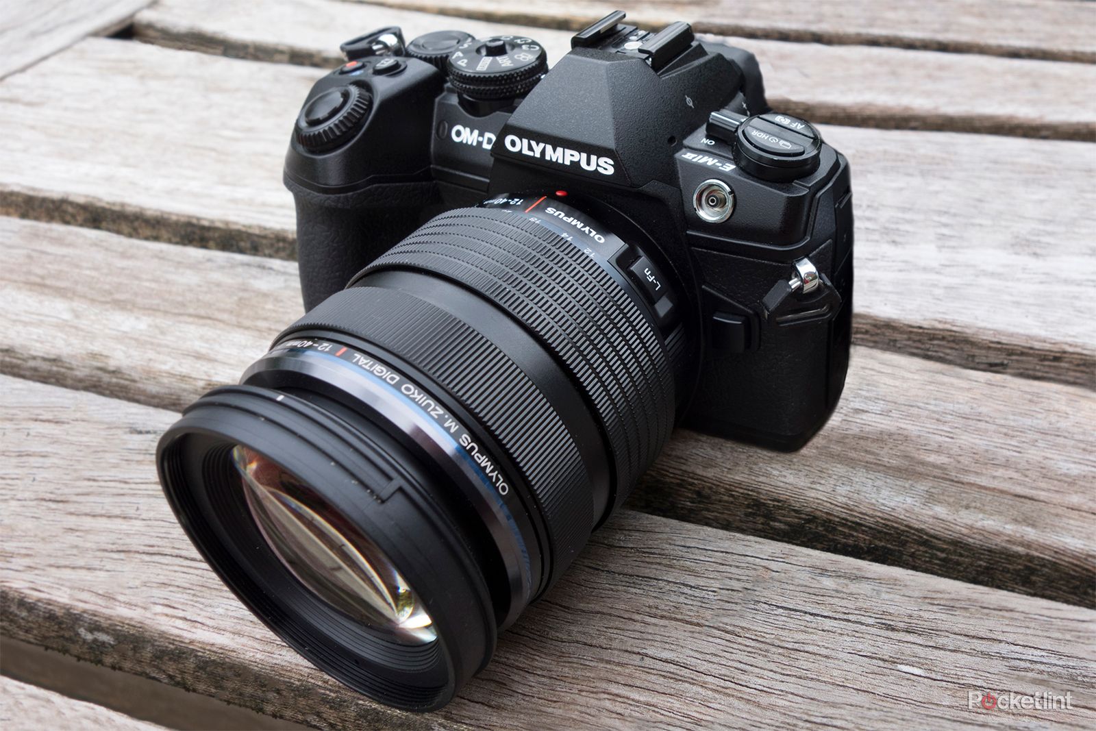 141141-cameras-review-olympus-