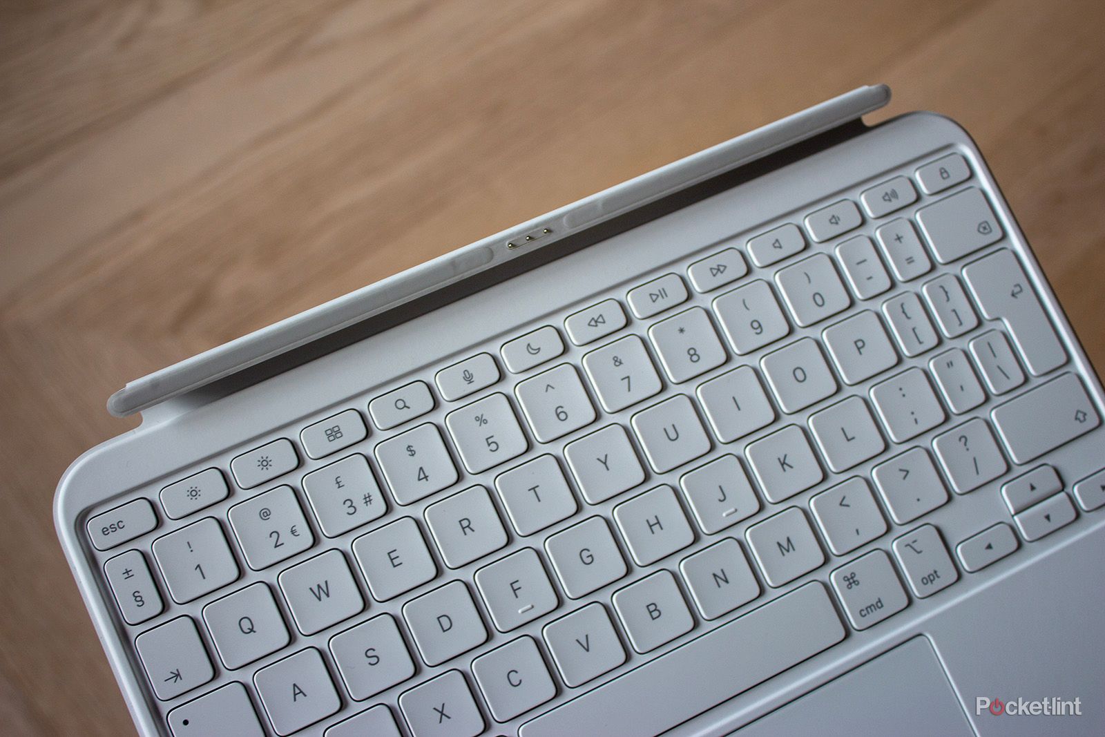 I've been using the Apple Magic Keyboard Folio and this is the