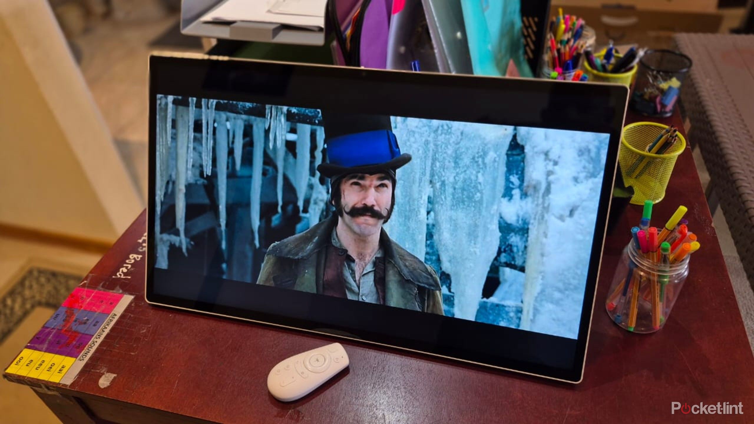 This hybrid monitor shocked me and I think it will surprise you too