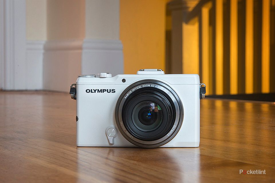 73095-cameras-review-olympus-