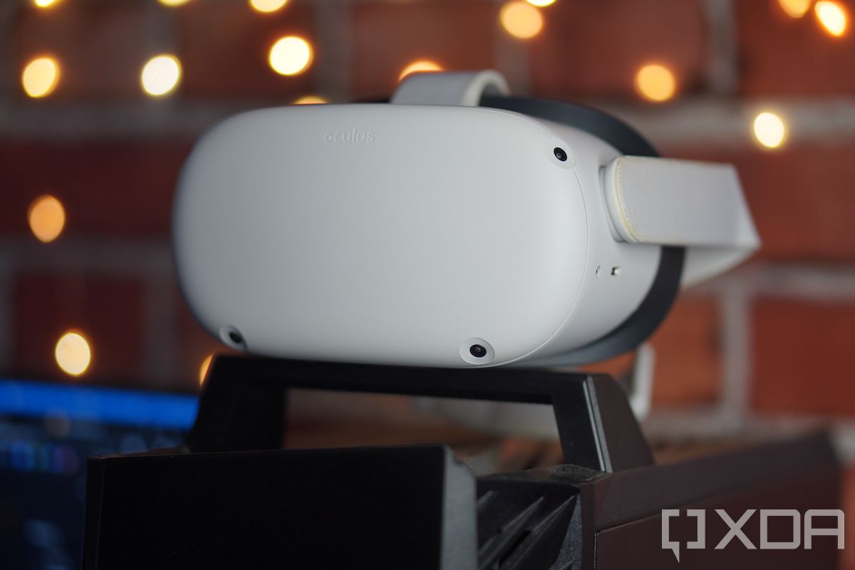 Quest 2 128 GB with Active Pack now down to its lowest price ever