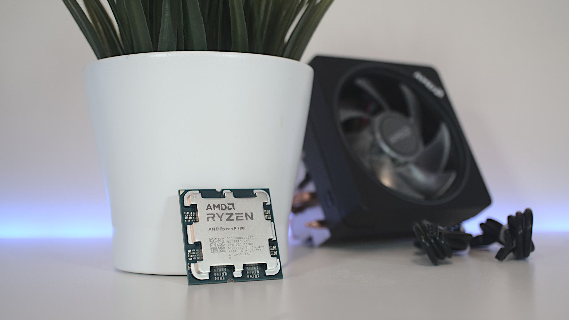 amd-ryzen-9-7900-hero.jpg?w=