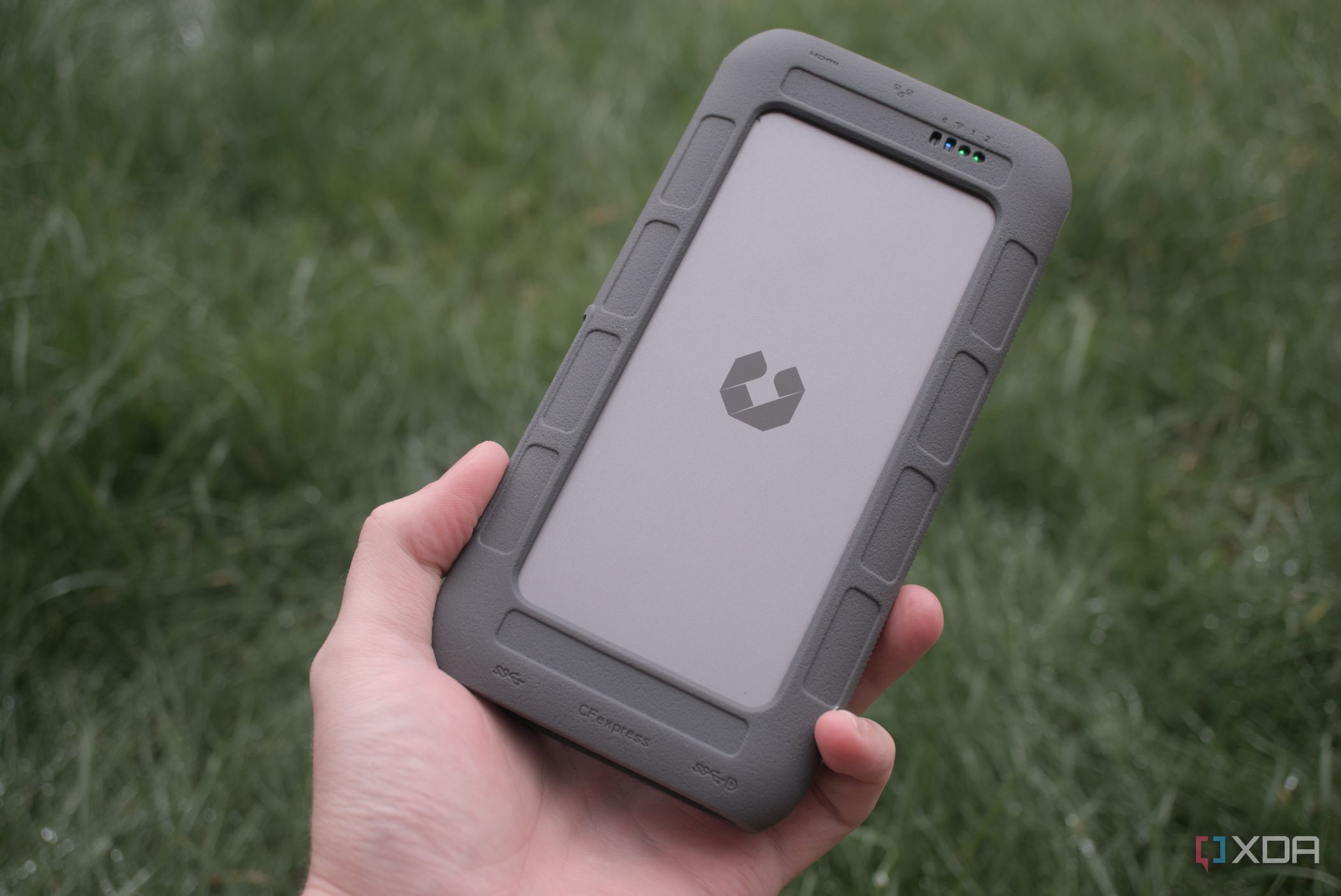 UnifyDrive UT2 review: A truly portable NAS for those on the move