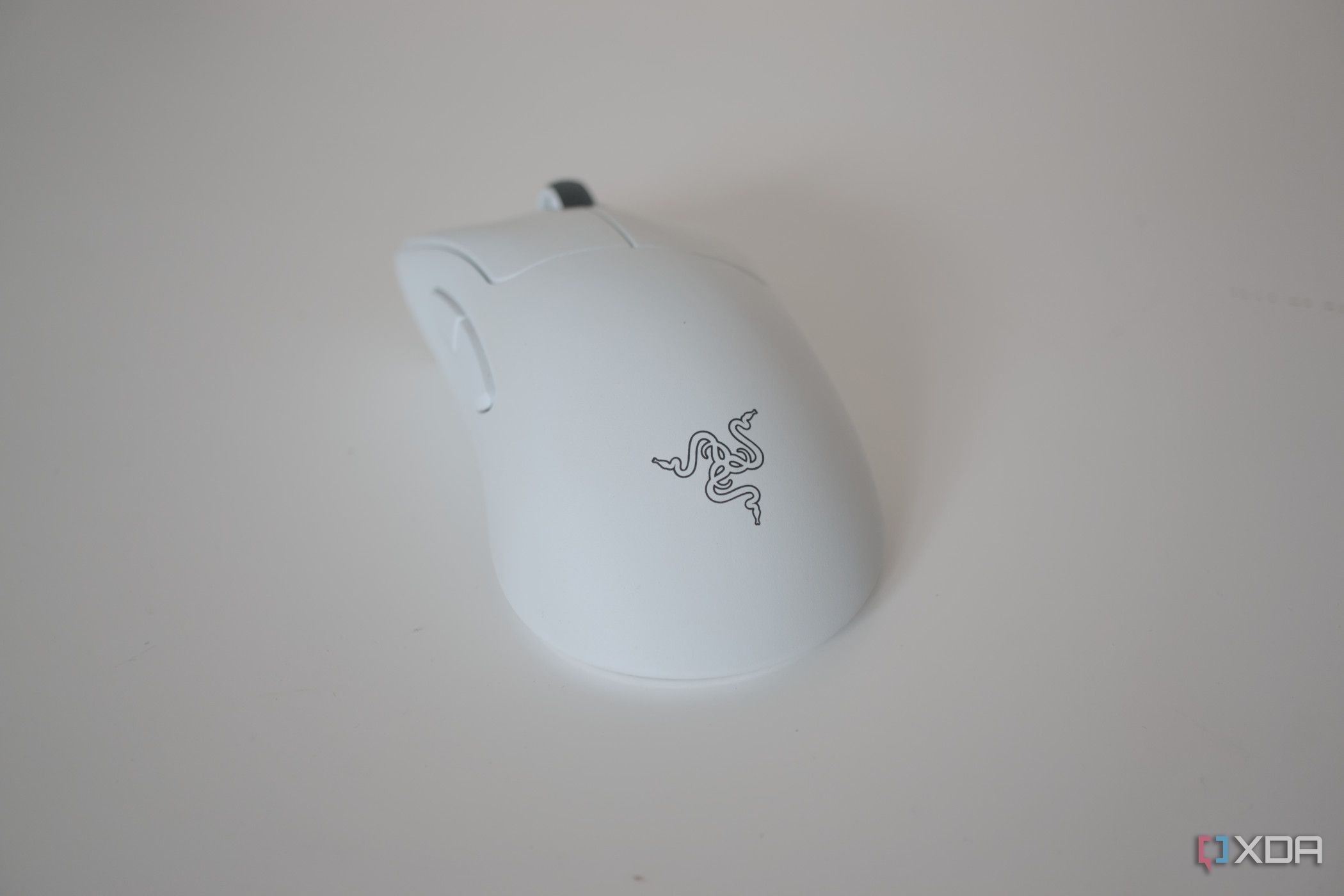 razer-deathadder-v3-pro-hero.