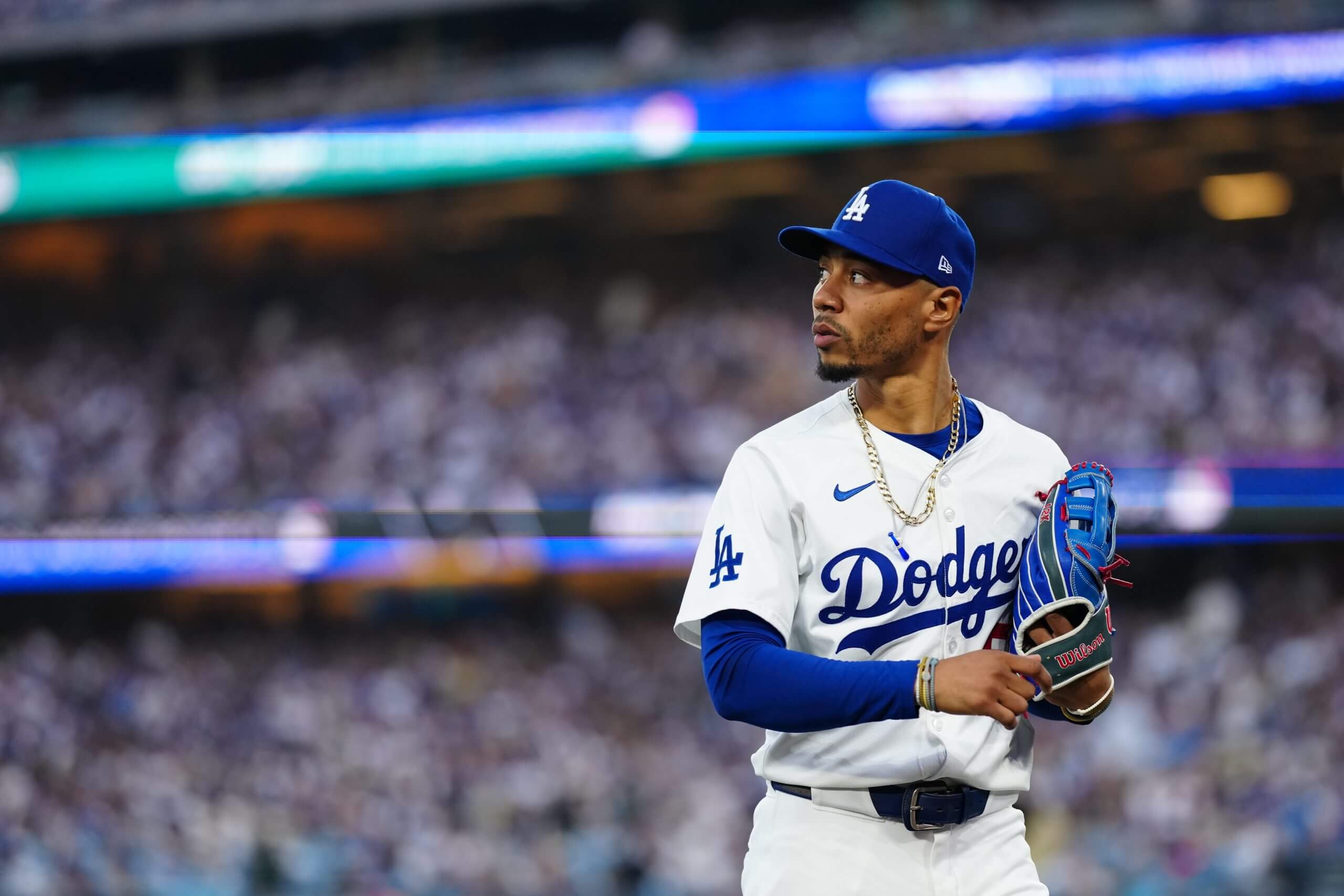 Dodgers' Mookie Betts fighting to snap out of epic postseason funk