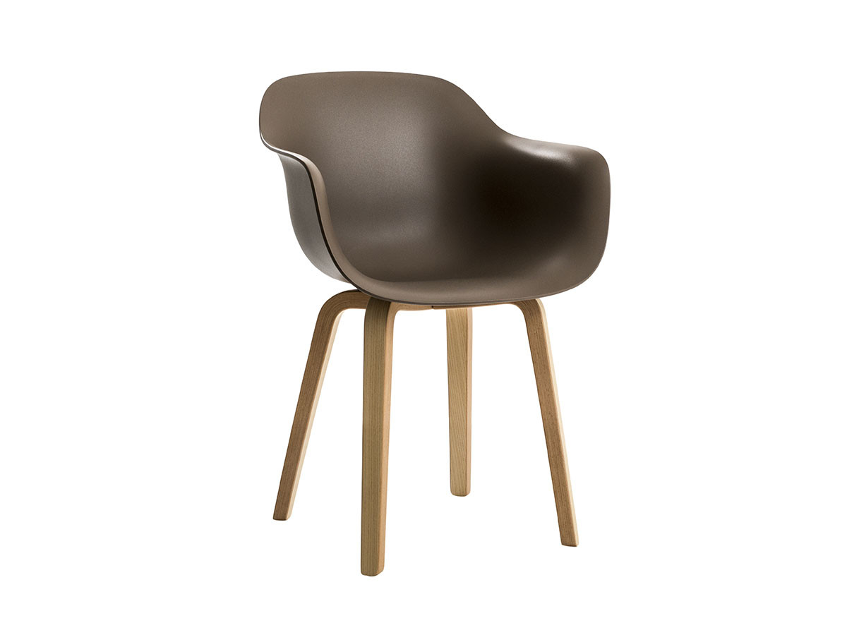 Magis Substance Plywood legs / マジス サブスタンス アームチェア