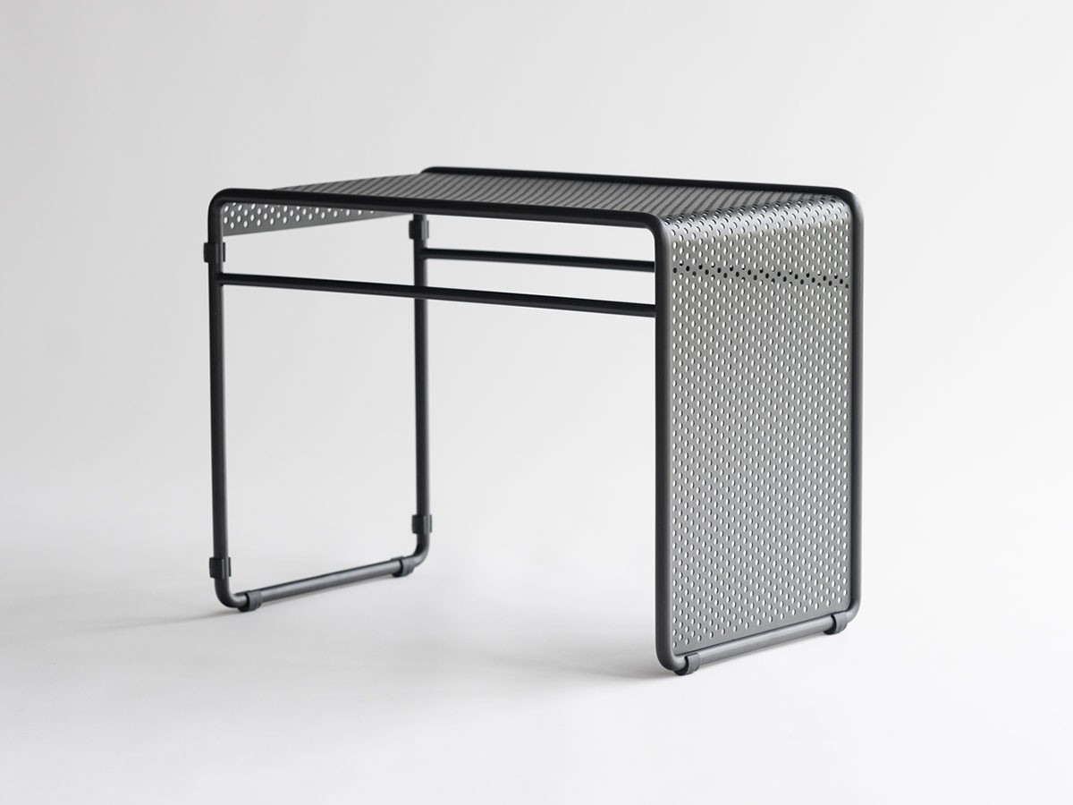 IKASAS KAIS U SIDE TABLE / イカサ カイス U サイドテーブル