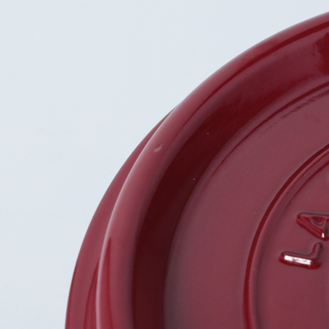 ピコ・ココット ラウンド 20cm ボルドー｜ココット｜ストウブ公式