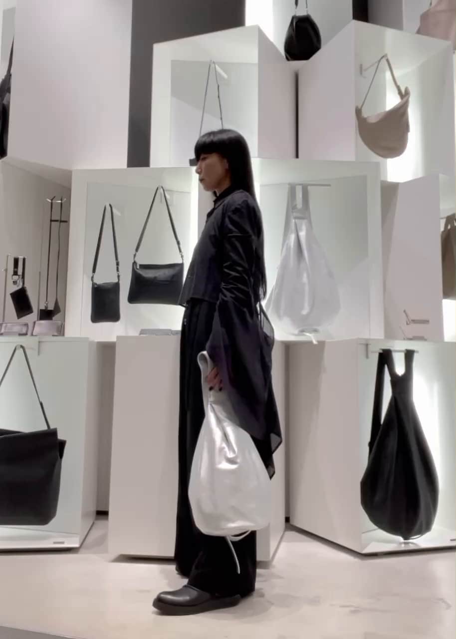 Y BODYBAG(FREE SIZE Black): discord Yohji Yamamoto｜THE SHOP YOHJI