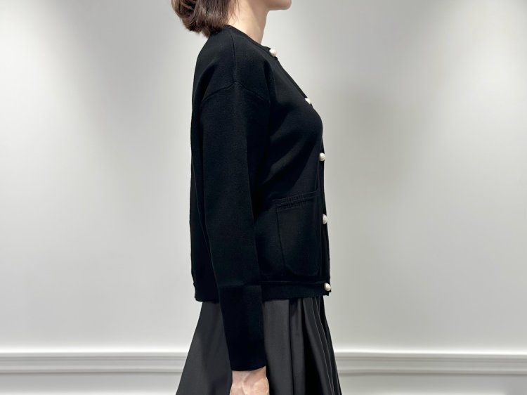 新作入荷情報〈パールボタンニットカーディガン〉 | m-i-d