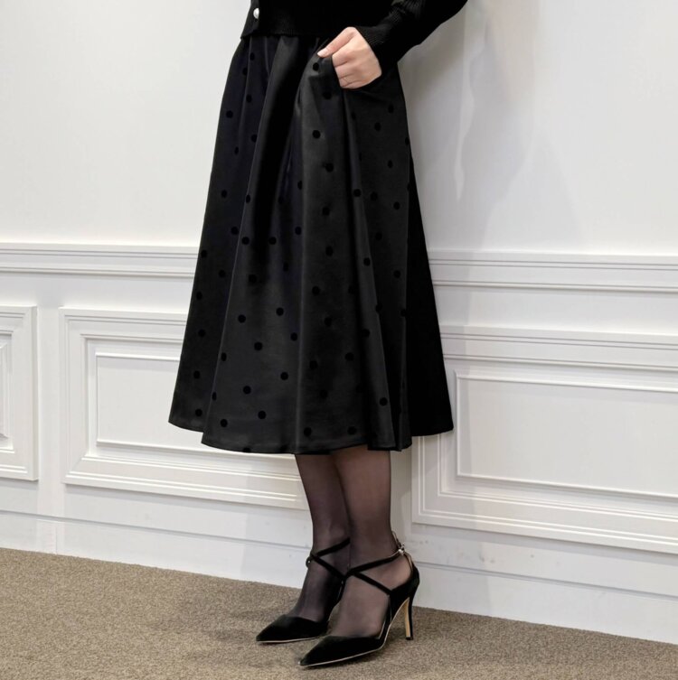 新作入荷情報〈サイドリボンギャザー切替ブラウス〉 | m-i-d