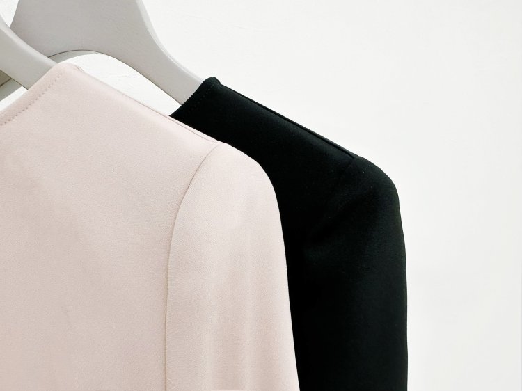 新作入荷情報〈ダブルクロスギャザー切替ブラウス〉 | m-i-d