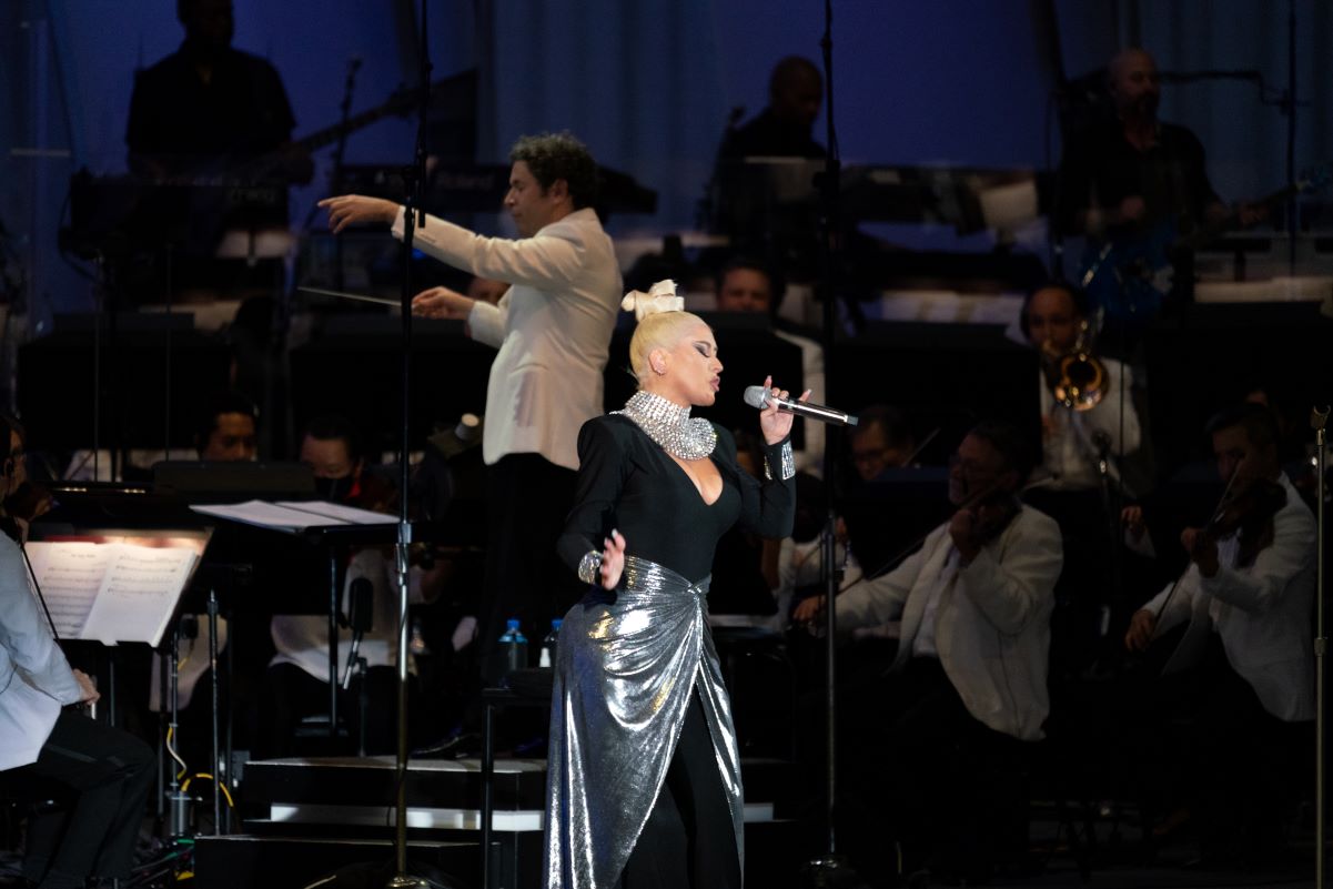 Concert Review: CHRISTINA AGUILERA (The Hollywood Bowl) - Stage