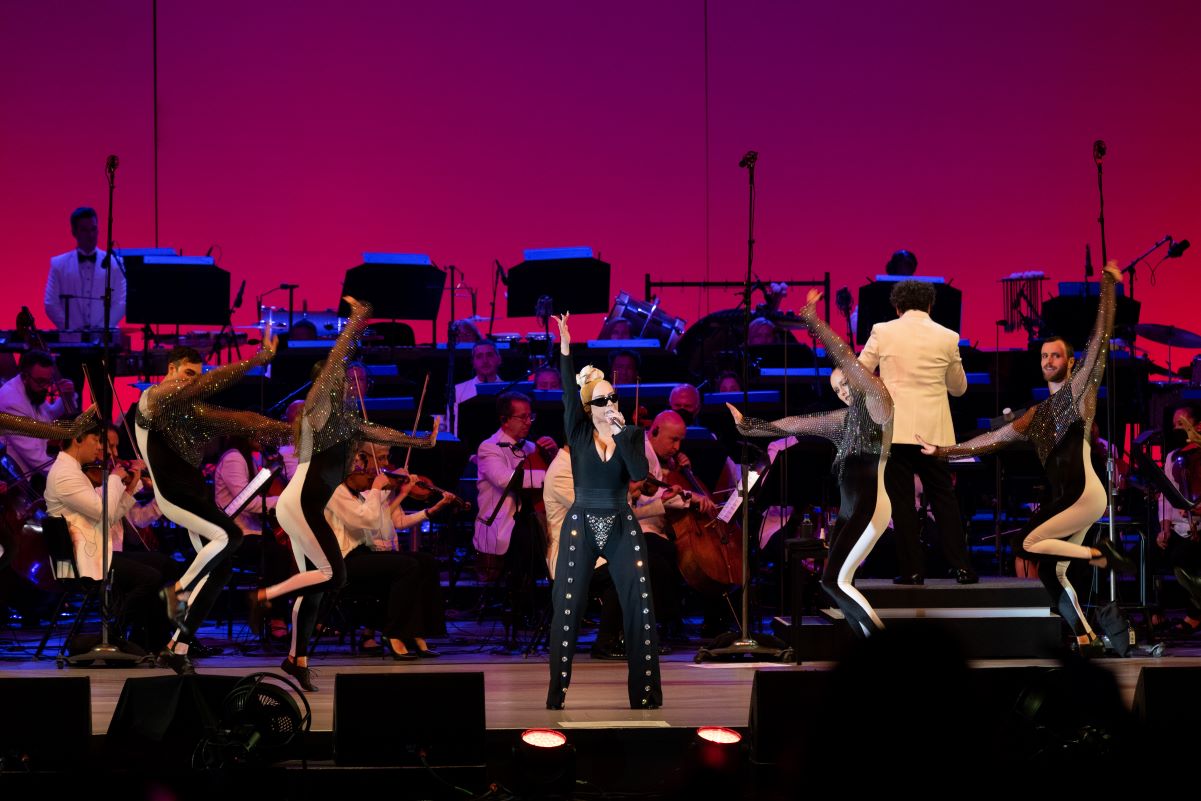 Concert Review: CHRISTINA AGUILERA (The Hollywood Bowl) - Stage