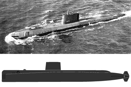 米原潜「ノーチラス」が潜航で北極点を通過（1958年8月3日）: 夜明け前