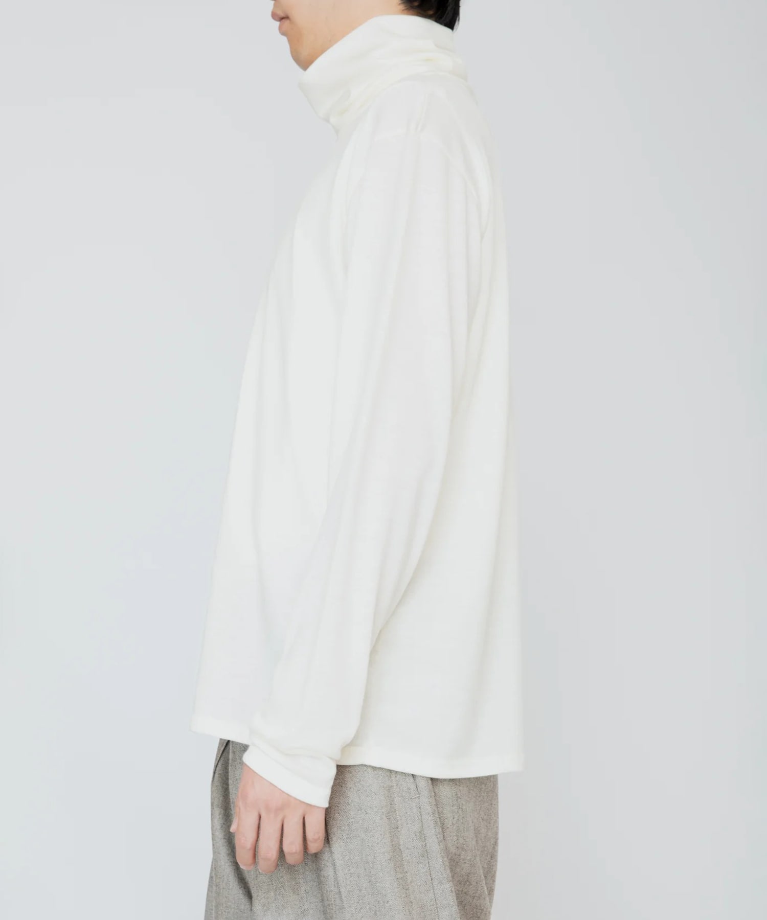 RAINMAKER | WASHABLE-WOOL HIGH NECK SHIRT