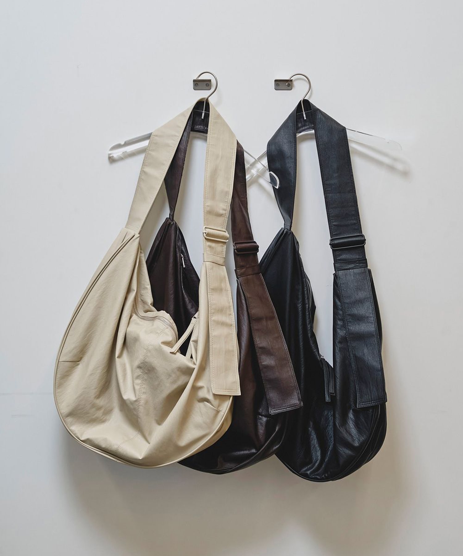 Ecoleather Shoulder Bag(FREE BLACK): TODAYFUL: WOMENS｜ STUDIOUS