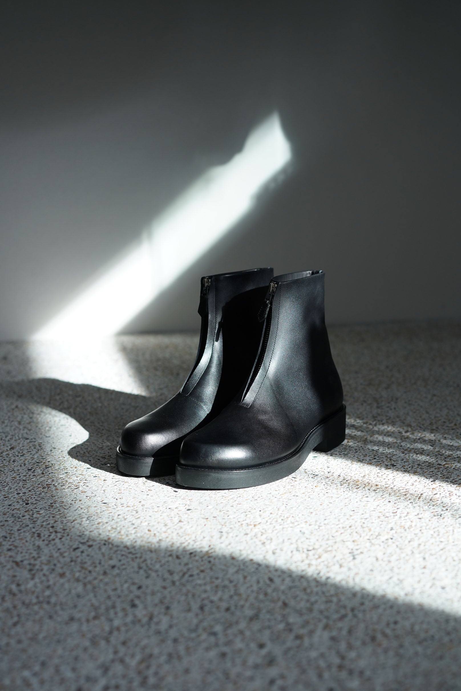 foot the coacher ( フットザコーチャー )/ OBLIQUE FRONT ZIP