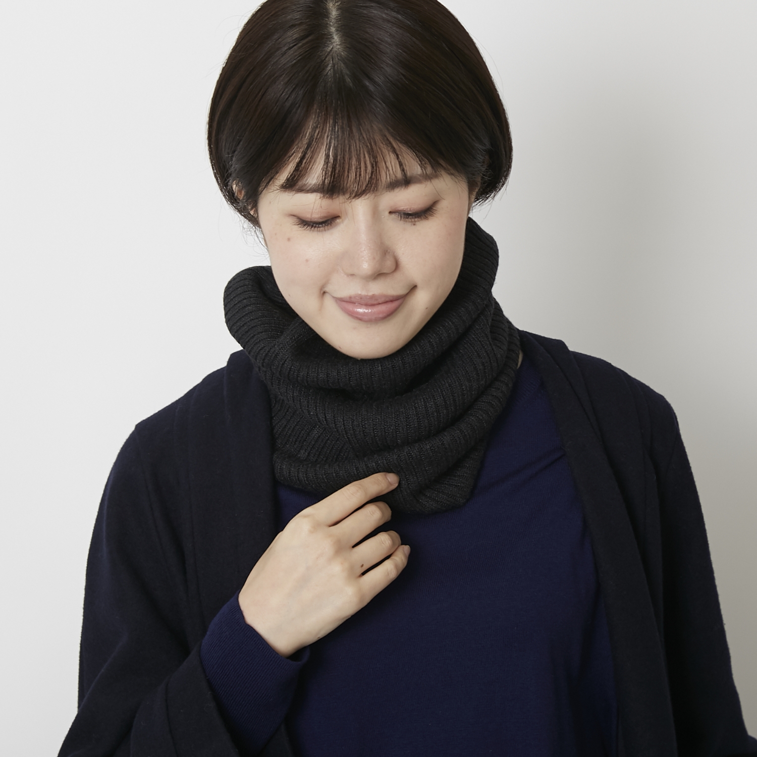 DRESS HERSELF/シルクカシミヤネックウォーマー -いつの季節も首を