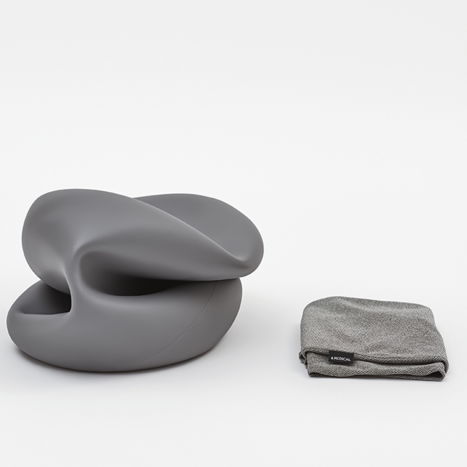 ＆MEDICAL/MALLOW オーバルバランスボール ミニ ニット -小柄な方でも