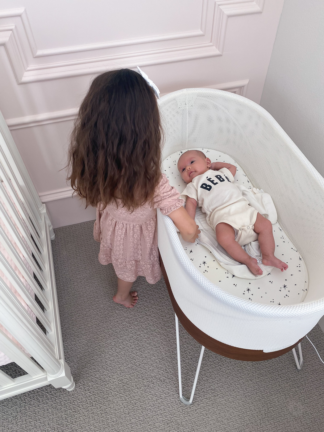 Review: Happiest Baby Snoo Smart Sleeper Bassinet - Stylish Petite