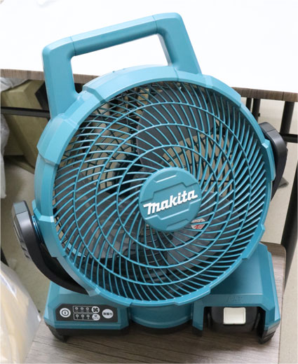 マキタ 充電式ファン CF203DZを買って使っているので紹介 レビュー