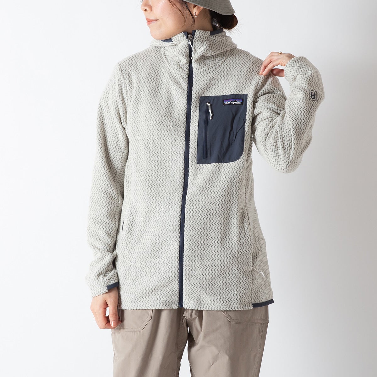 patagonia パタゴニア R1エアフルジップフーディ【ウィメンズ