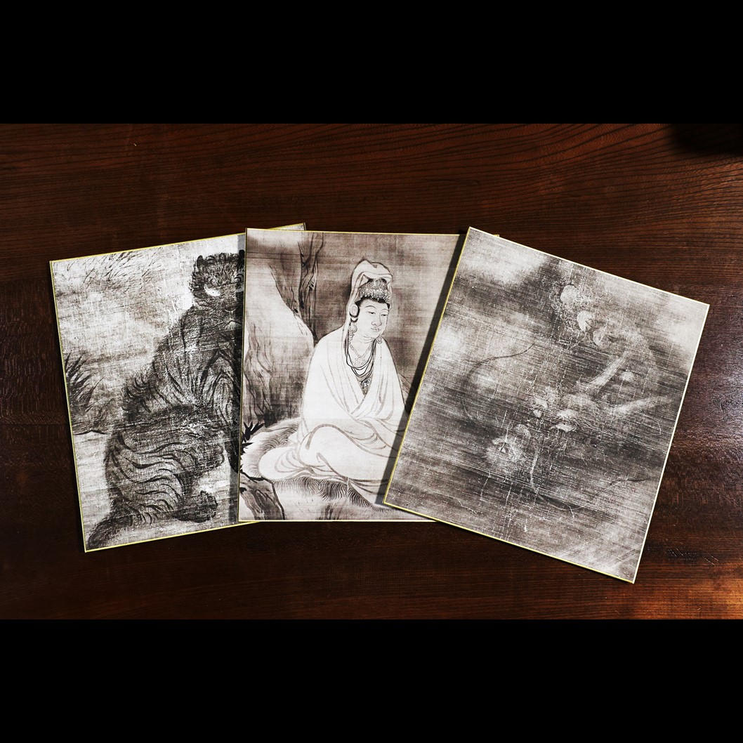 限定品】国宝牧谿(もっけい)観音龍虎図色紙3枚 - (大徳寺方丈の畳を