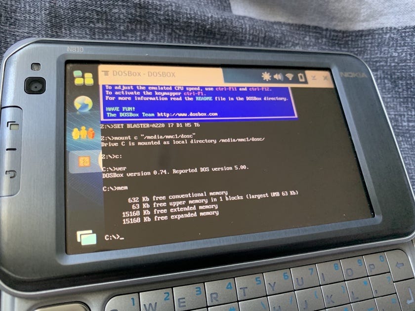 The Linux-powered Nokia N810 from 2007 -- still awesome in 2021