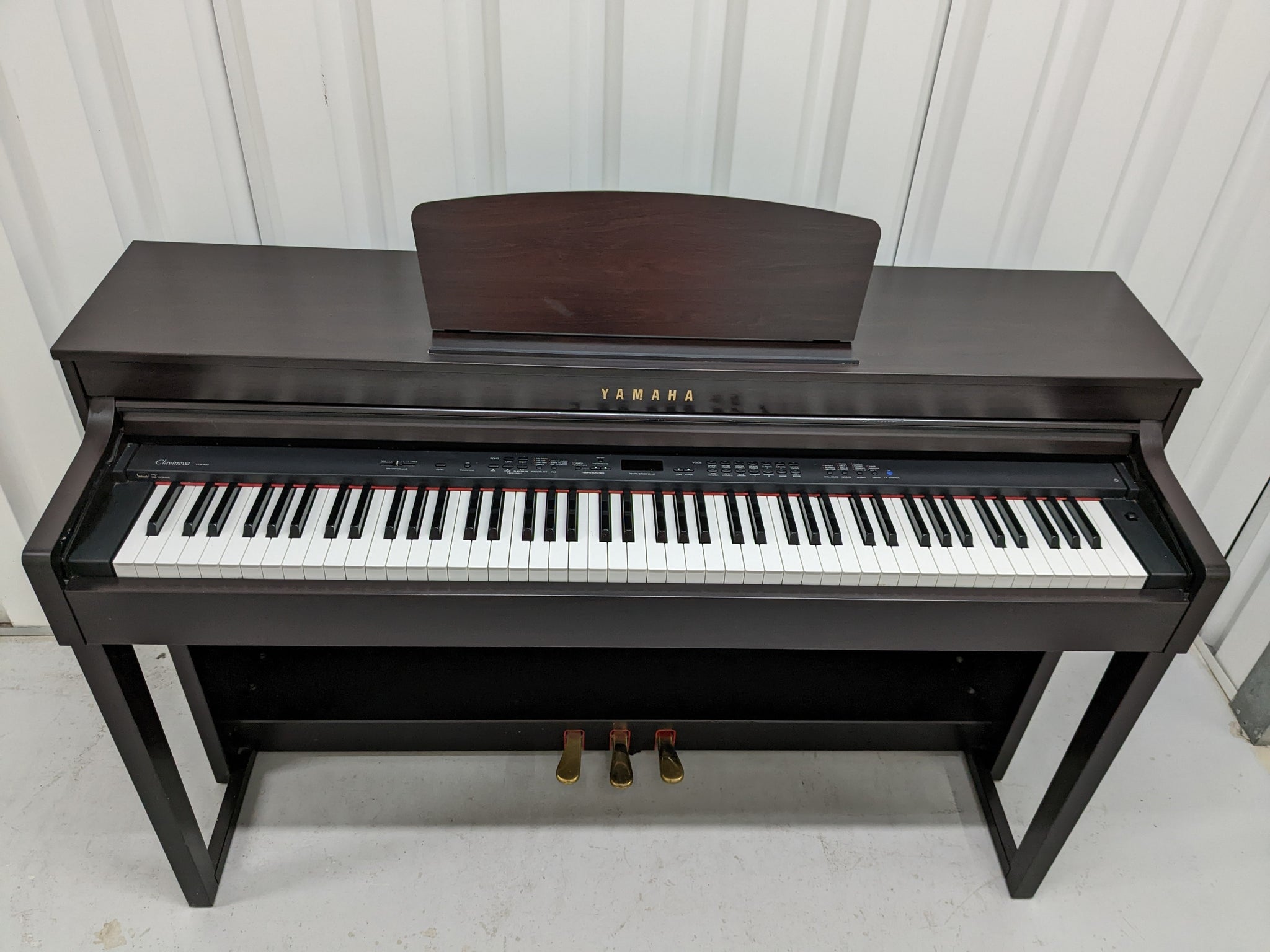 Yamaha Clavinova CLP-430 Digital Piano in dark rosewood stock no