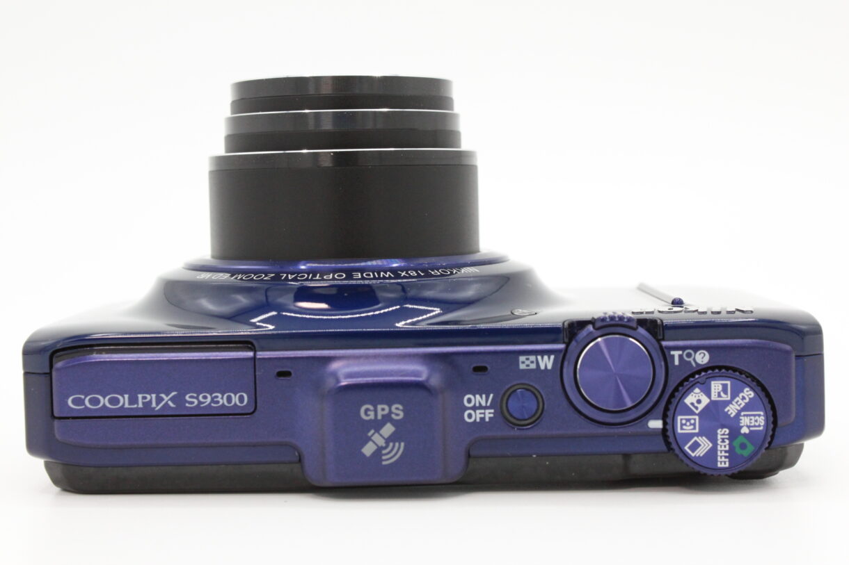 良品】NIKON ニコン デジタルカメラ COOLPIX (クールピクス) S9300
