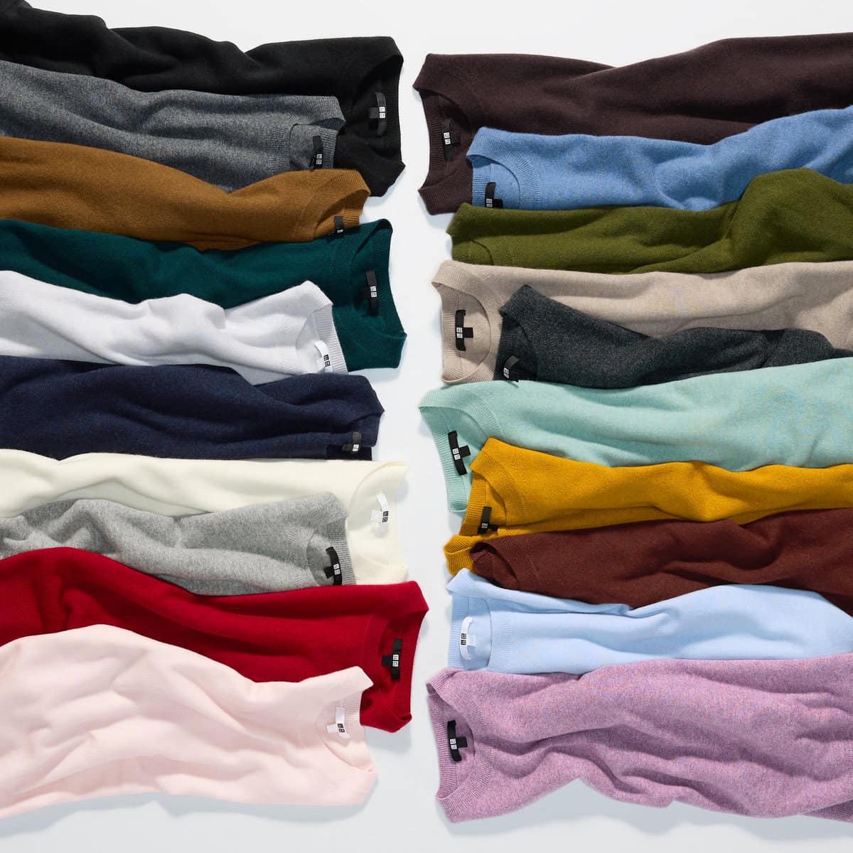 ユニクロ】絶対買い！揺らぎやすい冬の肌にやさしい¥9,990のカシミヤ