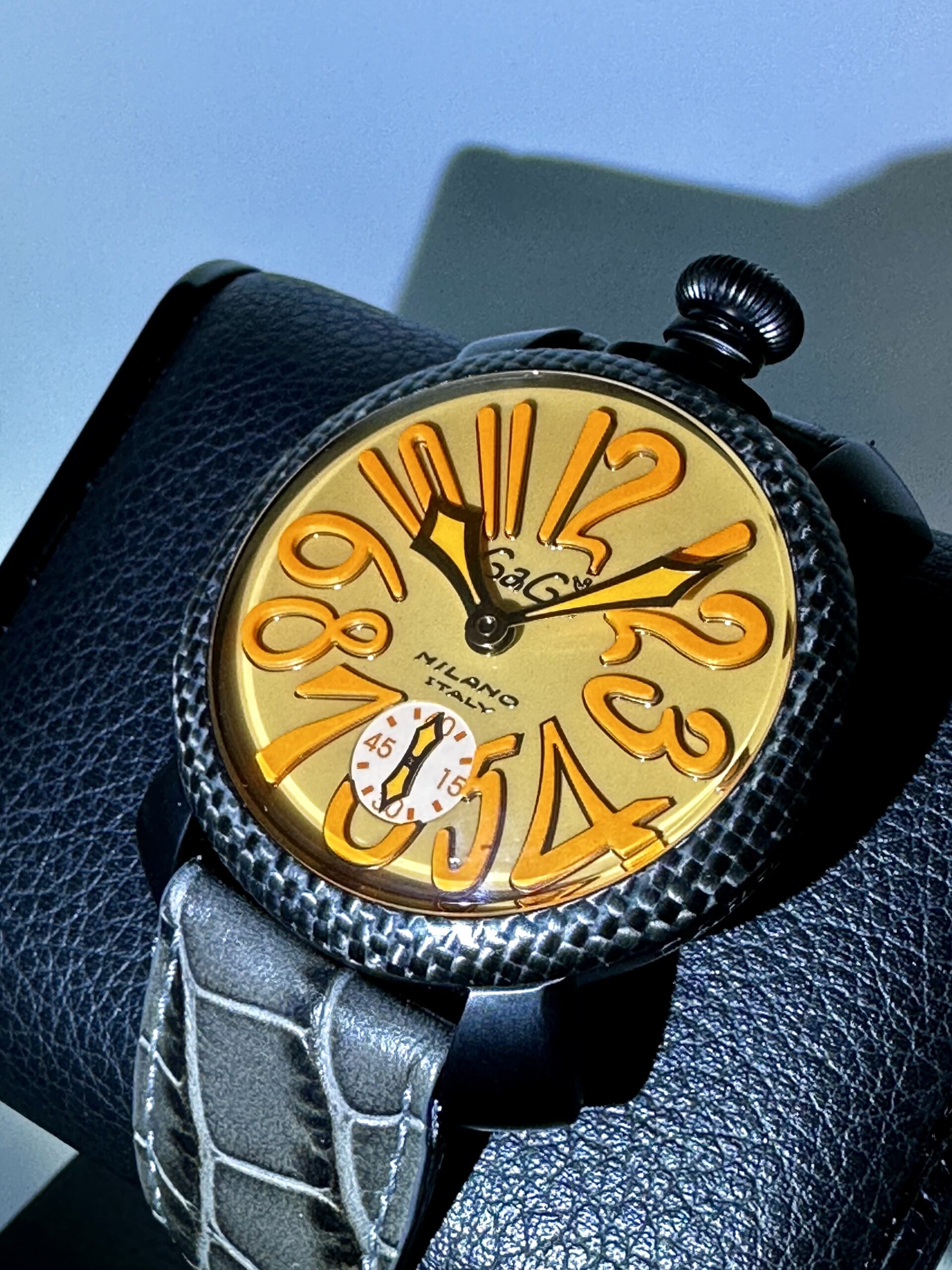 GaGa MILANO 6025.06 イエローストーン付きモデル GaGa MILANO（時計