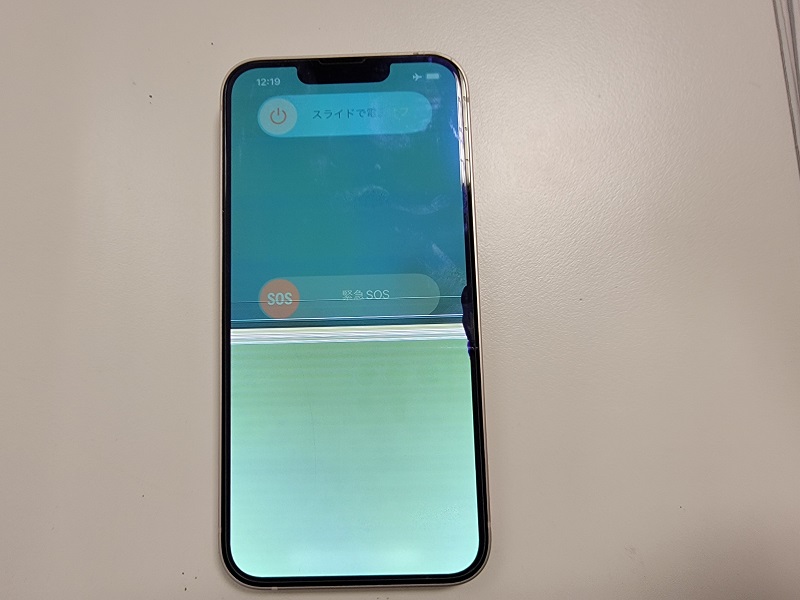 iPhone 13の画面割れ修理をしてみた！【梅田店】 | iPhone修理ダイワン