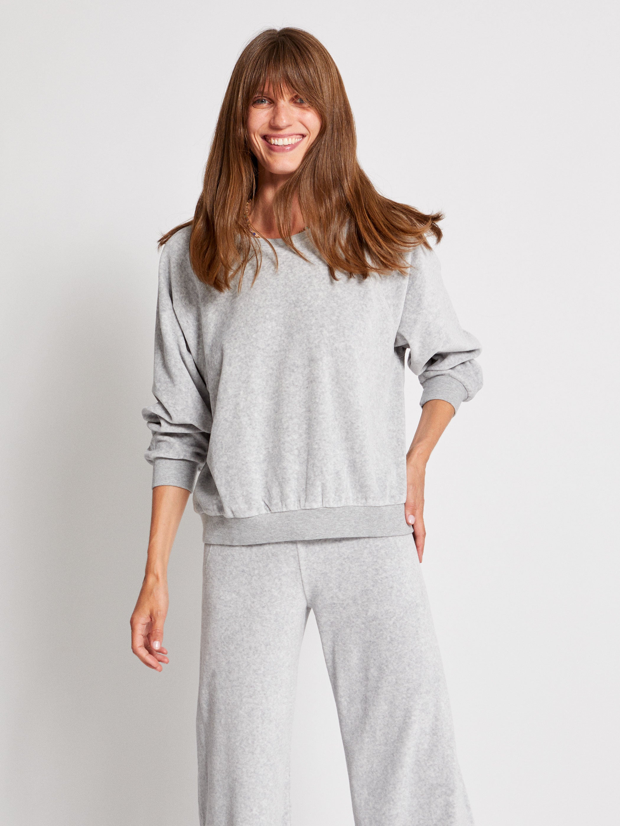 ボトムス・スパッツ the campamento/Grey Velour Jogging 3y ボトムス