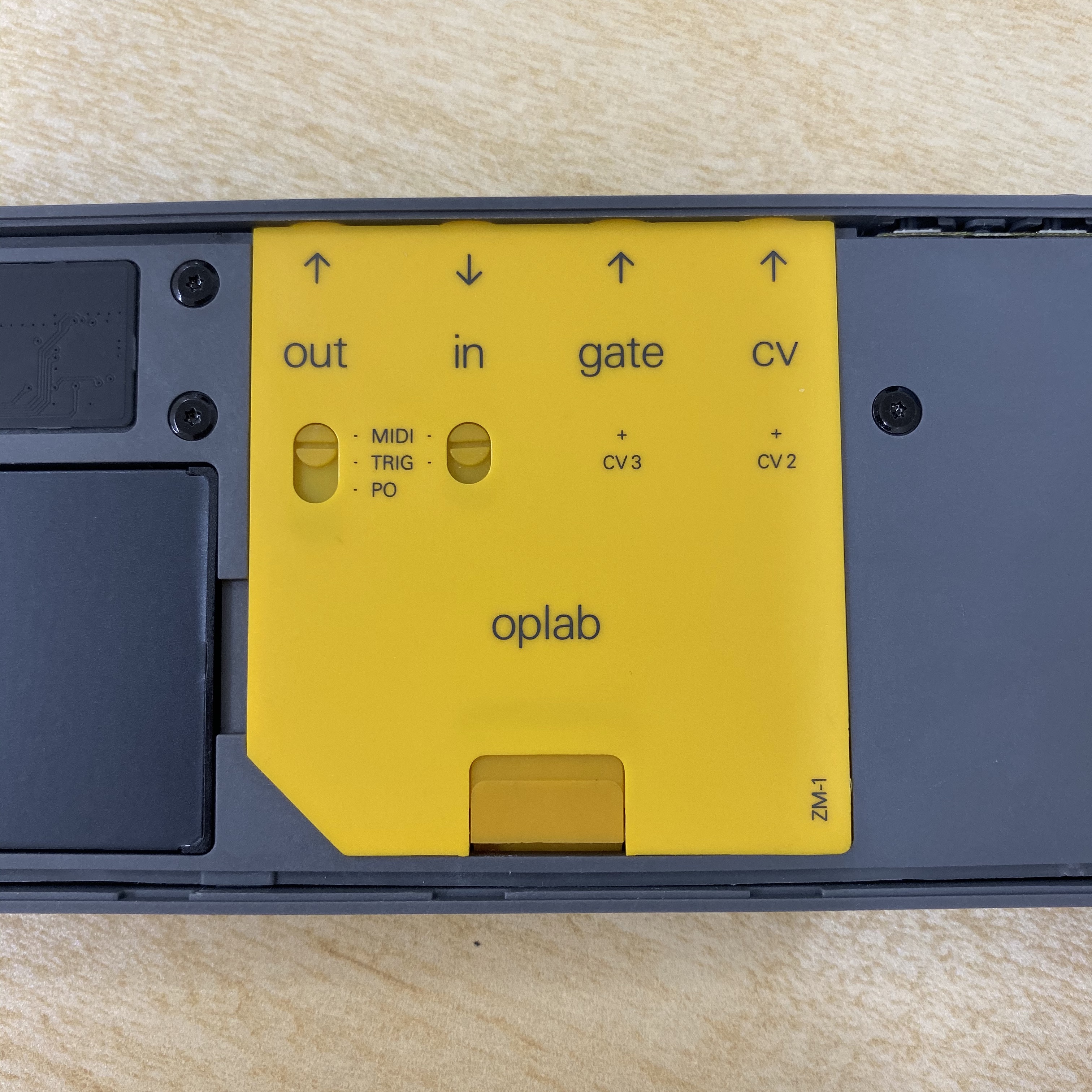 Teenage Engineering OP-Z Oplab module 使い方 その1(in/out