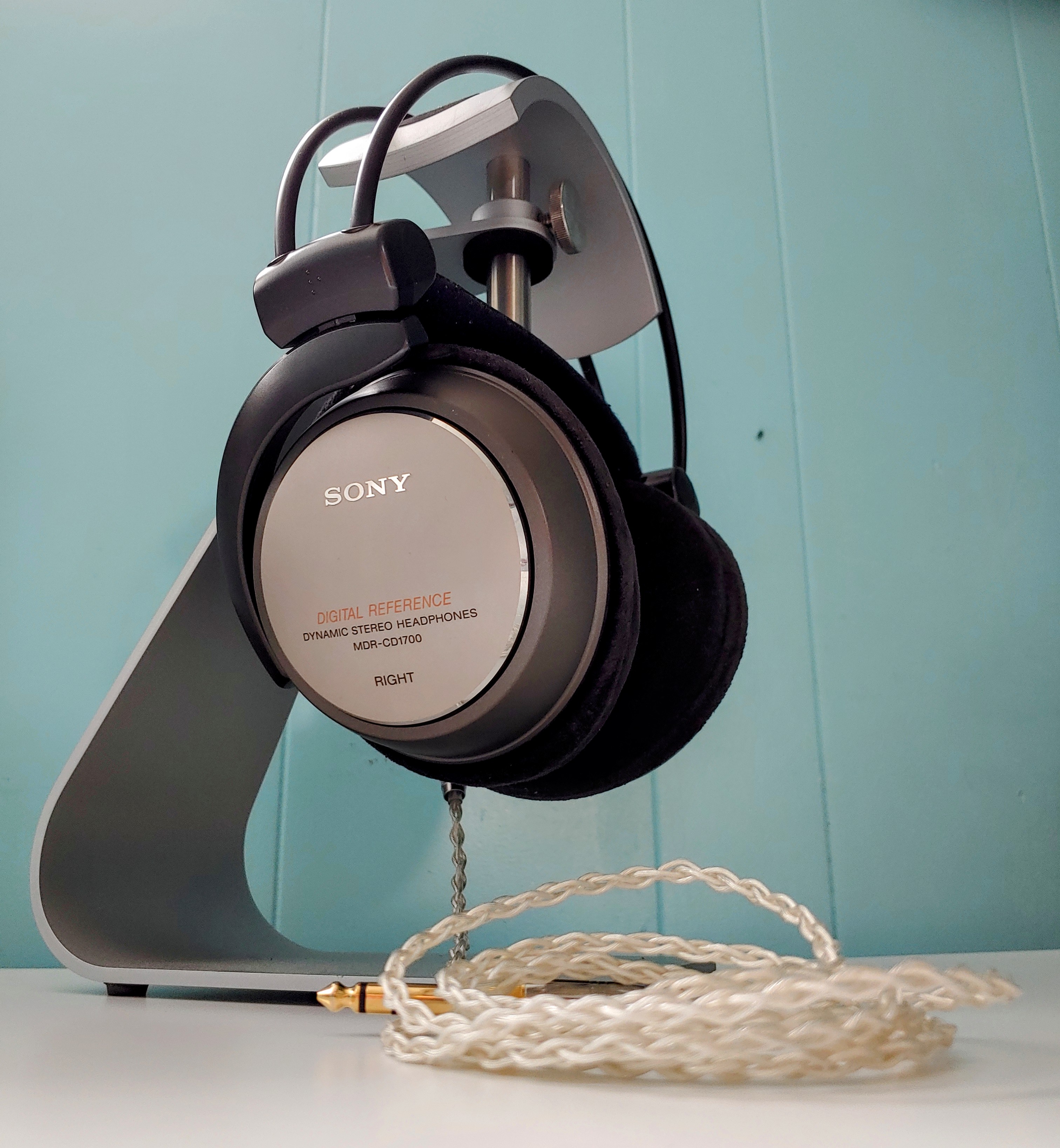 Review: Sony MDR-CD1700 – Cocoon. – Systematic Sound