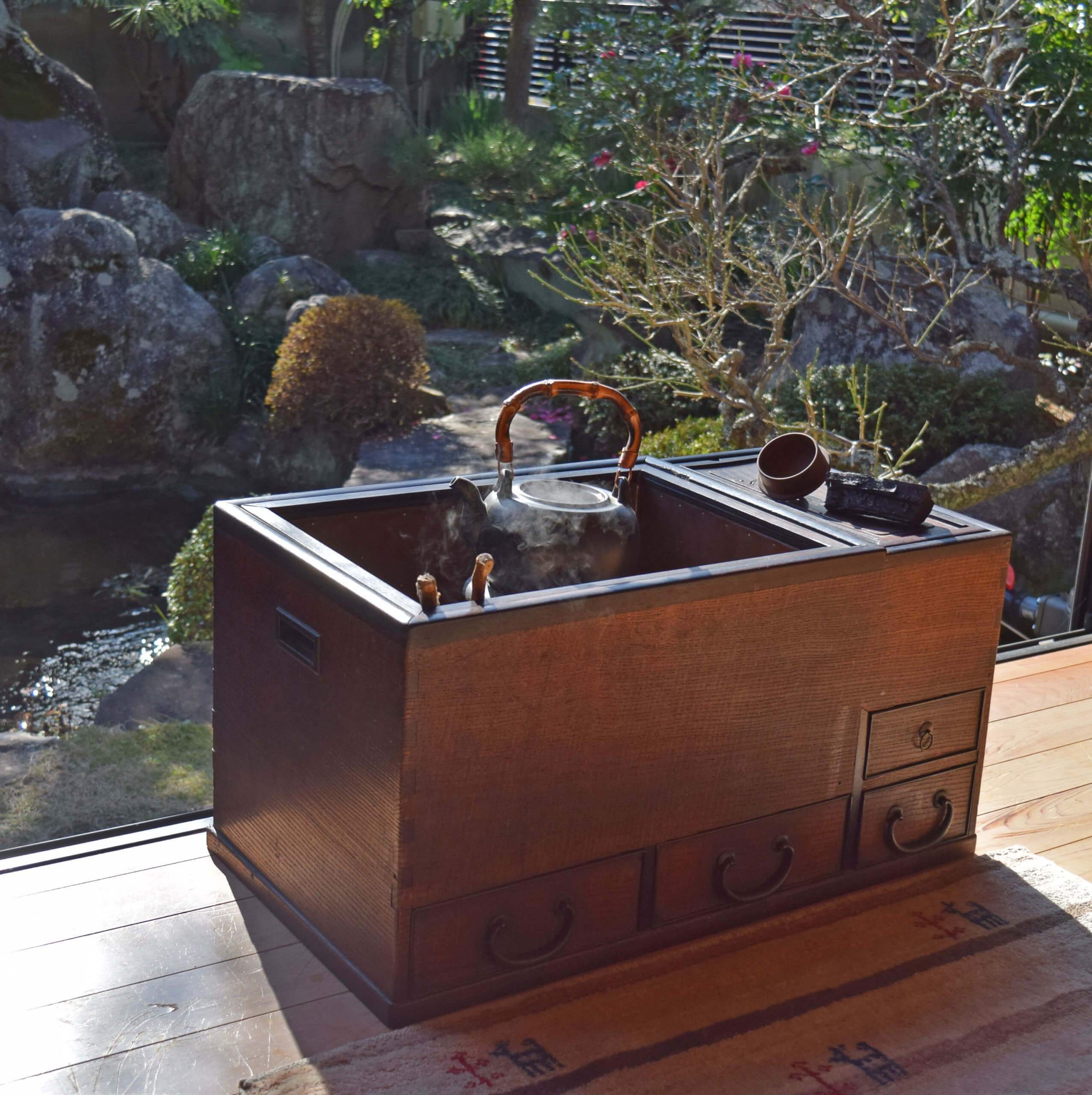 セットでお得！☆江戸（関東）火鉢と80年以上前の手あぶり火鉢 セット