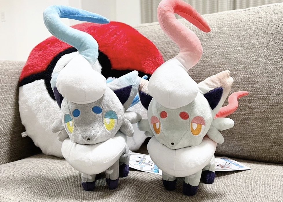 ポケモンセンターオリジナルぬいぐるみ「色違いのヒスイゾロア」が